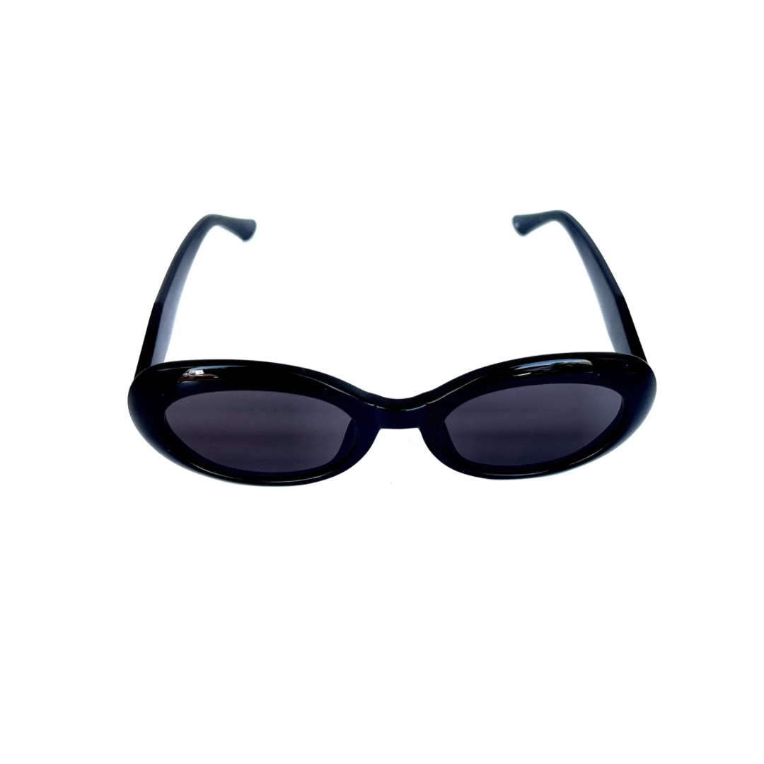 black-oval-trendy-polarized-sunglasses-for-men and women-front-view